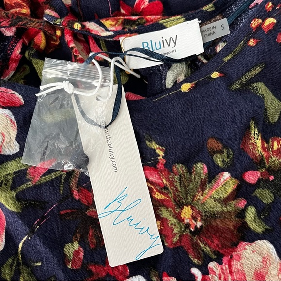 NWT, BluIvy Navy Floral Tiered Ruffle Hem Cinch Waist Dress, sz S - Picture 12 of 12